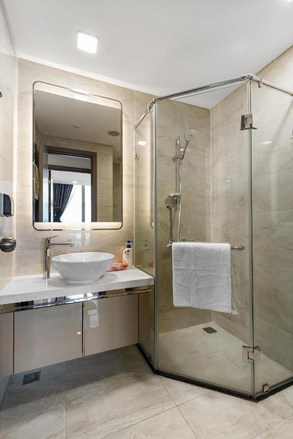 *Bom Homes* Vinhomes Central Park- Luxury Apartment مدينة هوشي منه المظهر الخارجي الصورة