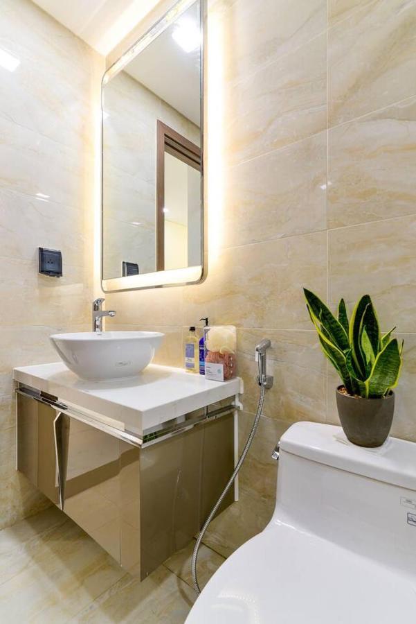 *Bom Homes* Vinhomes Central Park- Luxury Apartment مدينة هوشي منه المظهر الخارجي الصورة